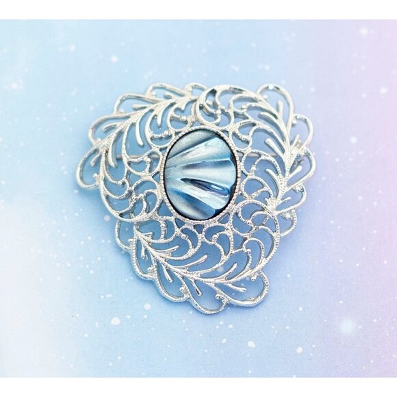 Art Nouveau Mermaid Shell Brooch | Silver Tone Brooch | Sarah Coventry | J3 - Picture 1 of 2